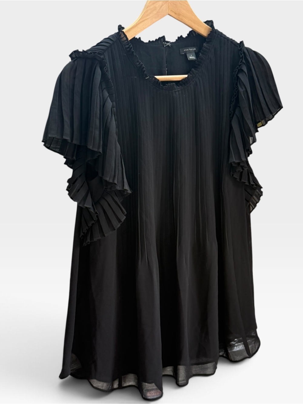 Ann Taylor Black Pleated Chiffon Ruffle Sleeve Top S